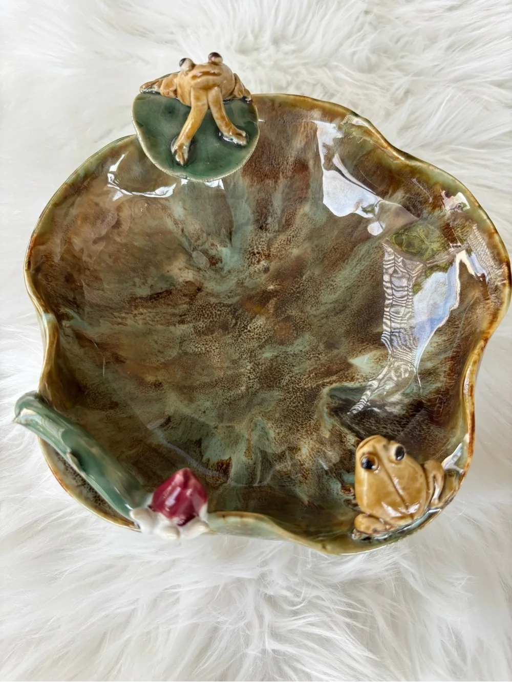 Vintage Majolica Ceramic Frog Accent Serving Bowl in Green and Brown